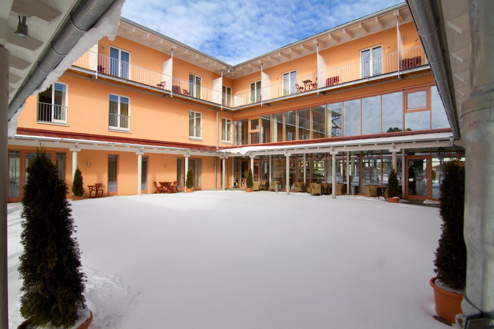Jufa Familienresort Kempten Im Allgaeu ภายนอก รูปภาพ